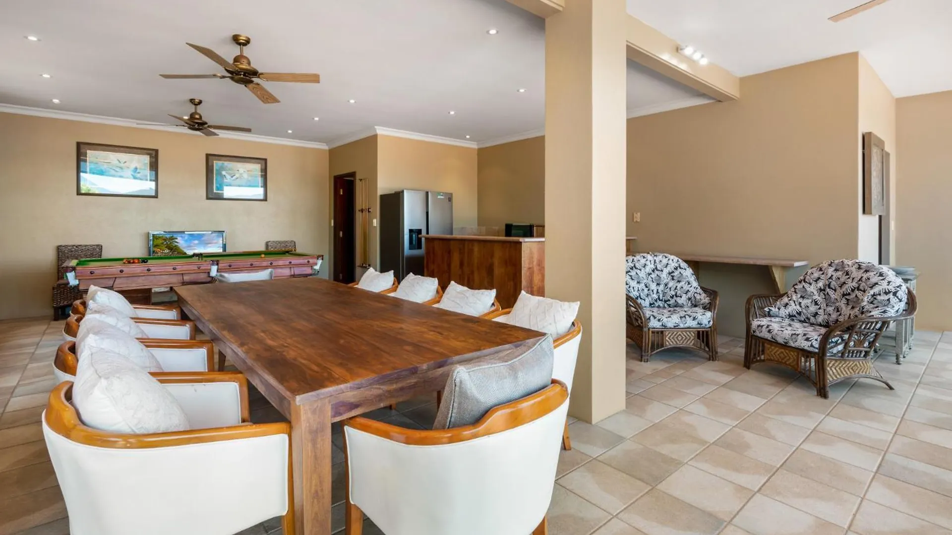 Villa Barong Luxury Home Overlooking Cairns Unrivalled Privacy And Location Search Barongcairns