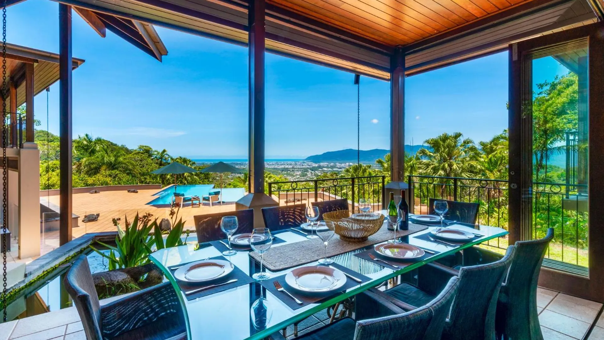 Villa Barong Luxury Home Overlooking Cairns Unrivalled Privacy And Location Search Barongcairns